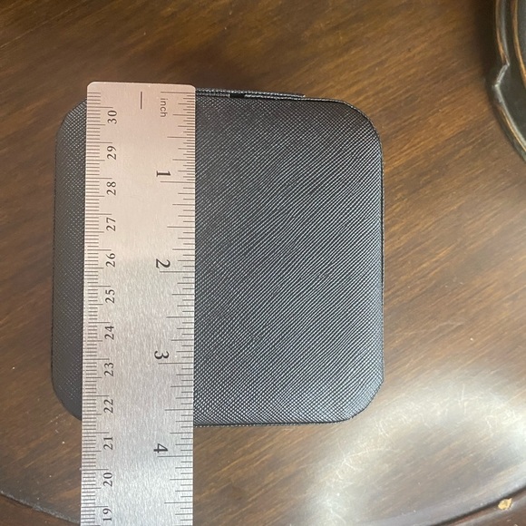 NWT Jewelry Box in Black With Choice of One Set of Vintage Earrings - Picture 3 of 14